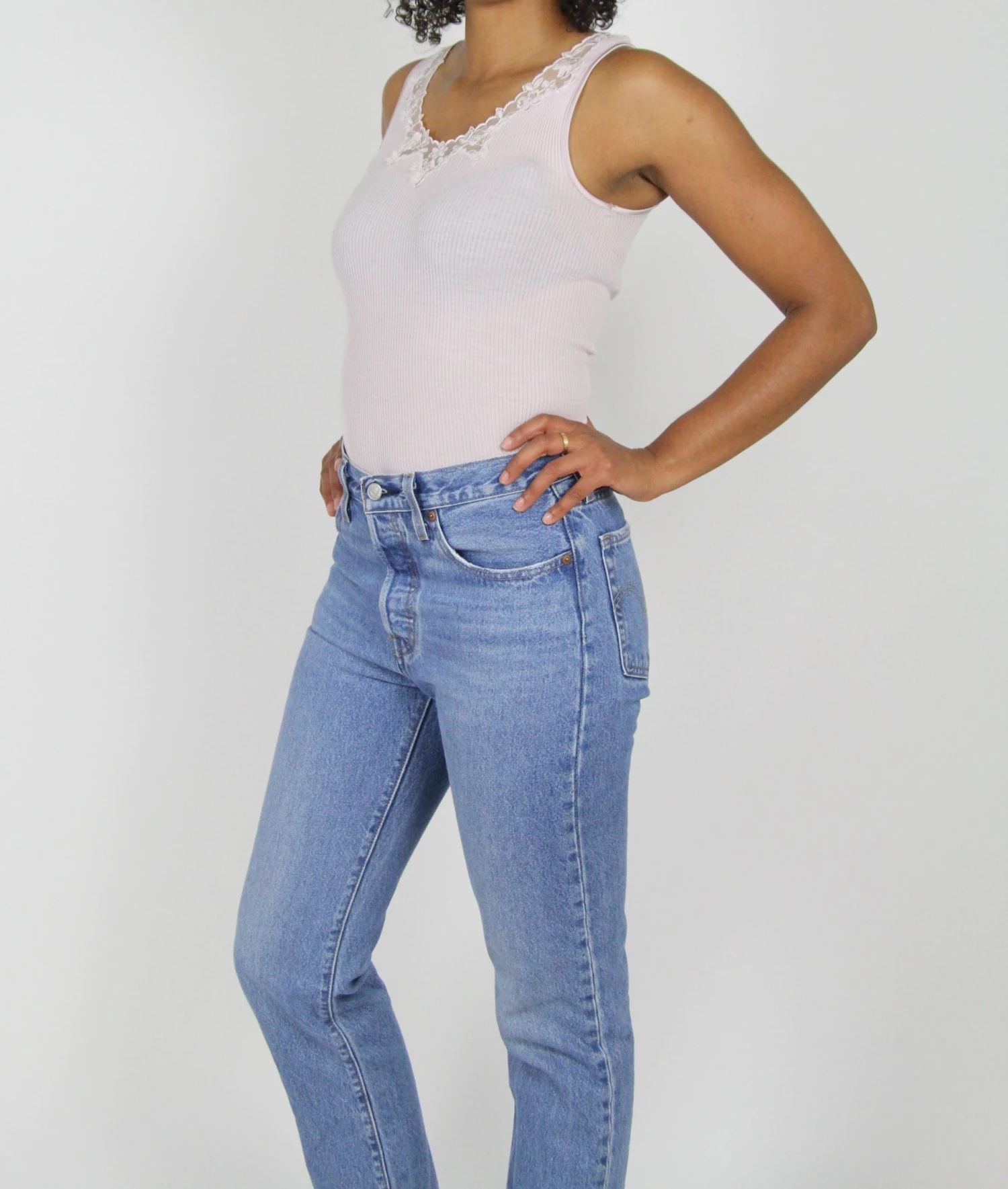 6741 – Ah2022 – Rosewood 3 6741 – Ah2022 – Rosewood