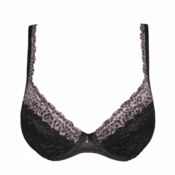 MARIE JO 0102637 – Coely – Smokey